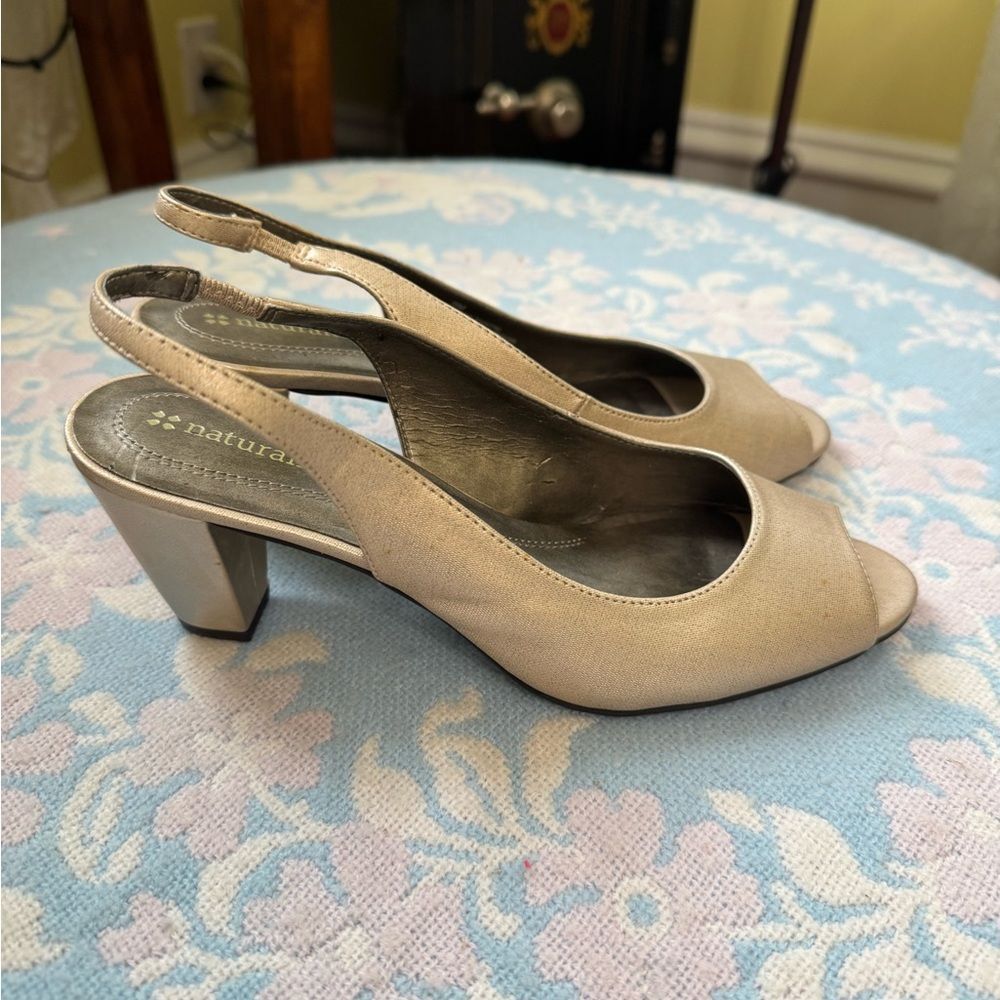 Naturalizer Beige Slingback Peep-Toe Block Heel Pumps
